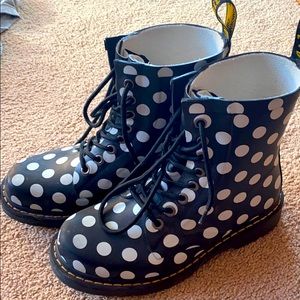 black and white polka dot Docs size 8